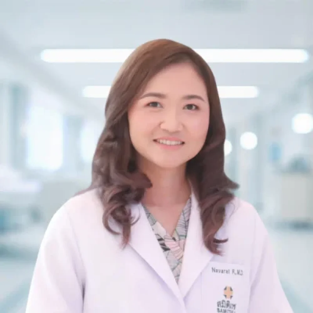 NAVARAT-RUNGTEERANON-M.D_.webp